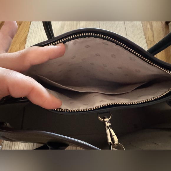 Authentic Gorgeous Kate Spade Satchel Crossbody - Picture 10 of 11